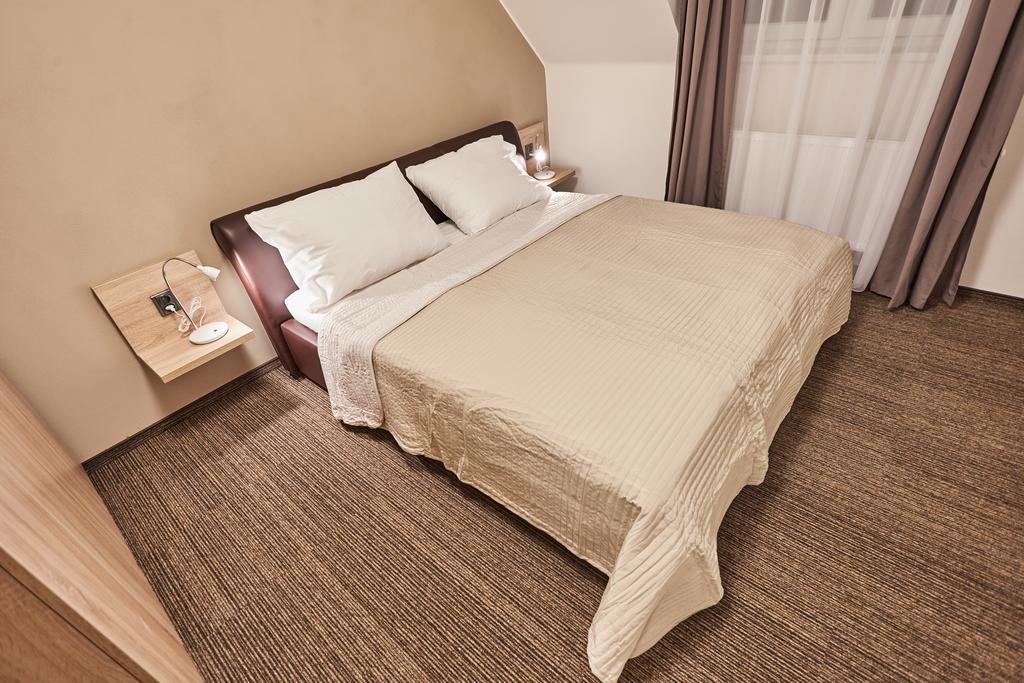Apartmany Volarik Mikulov Buitenkant foto